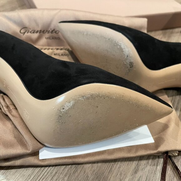 Gianvito Rossi 105 Suede Heels/ Black Size 6.5. Full Set/NEW worn once - Picture 4 of 7